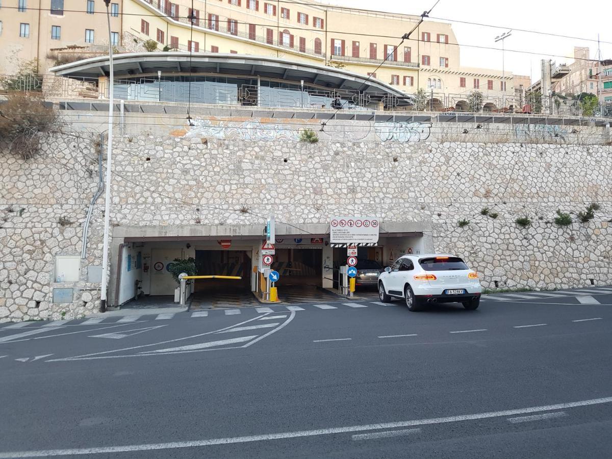 Studio Apartments Boutique Al Bastione Di كالياري المظهر الخارجي الصورة