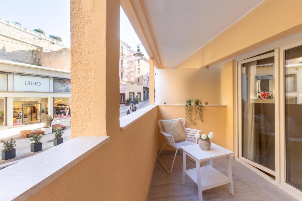Studio Apartments Boutique Al Bastione Di كالياري المظهر الخارجي الصورة