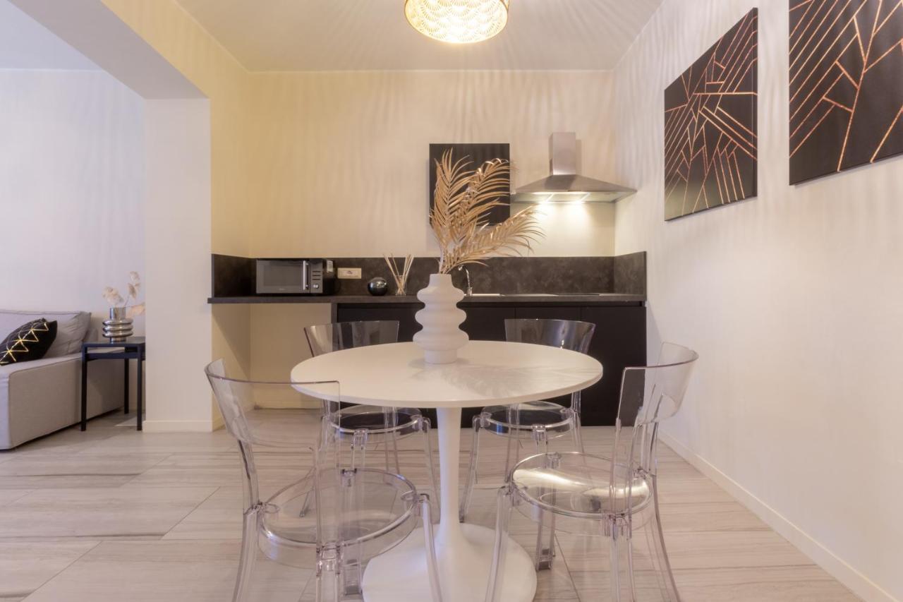Studio Apartments Boutique Al Bastione Di كالياري المظهر الخارجي الصورة
