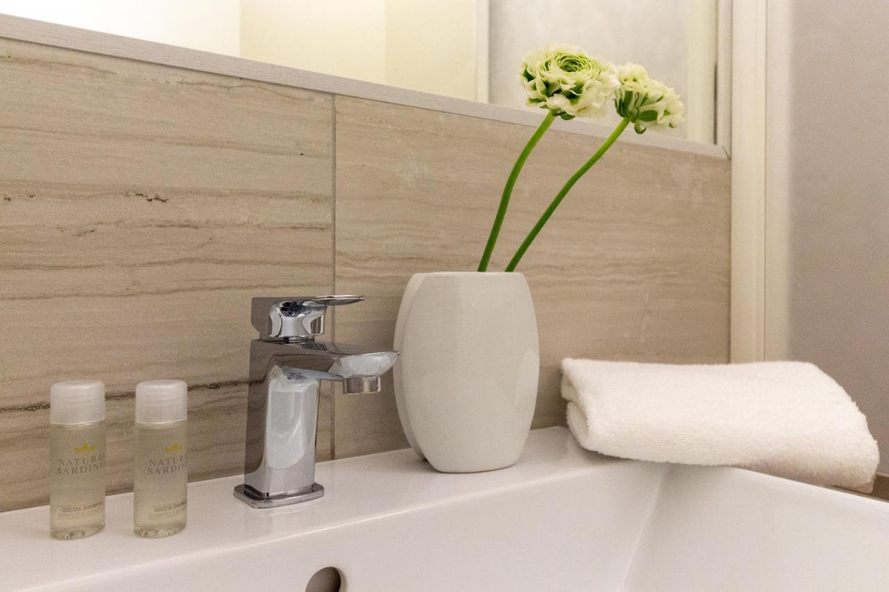 Studio Apartments Boutique Al Bastione Di كالياري المظهر الخارجي الصورة