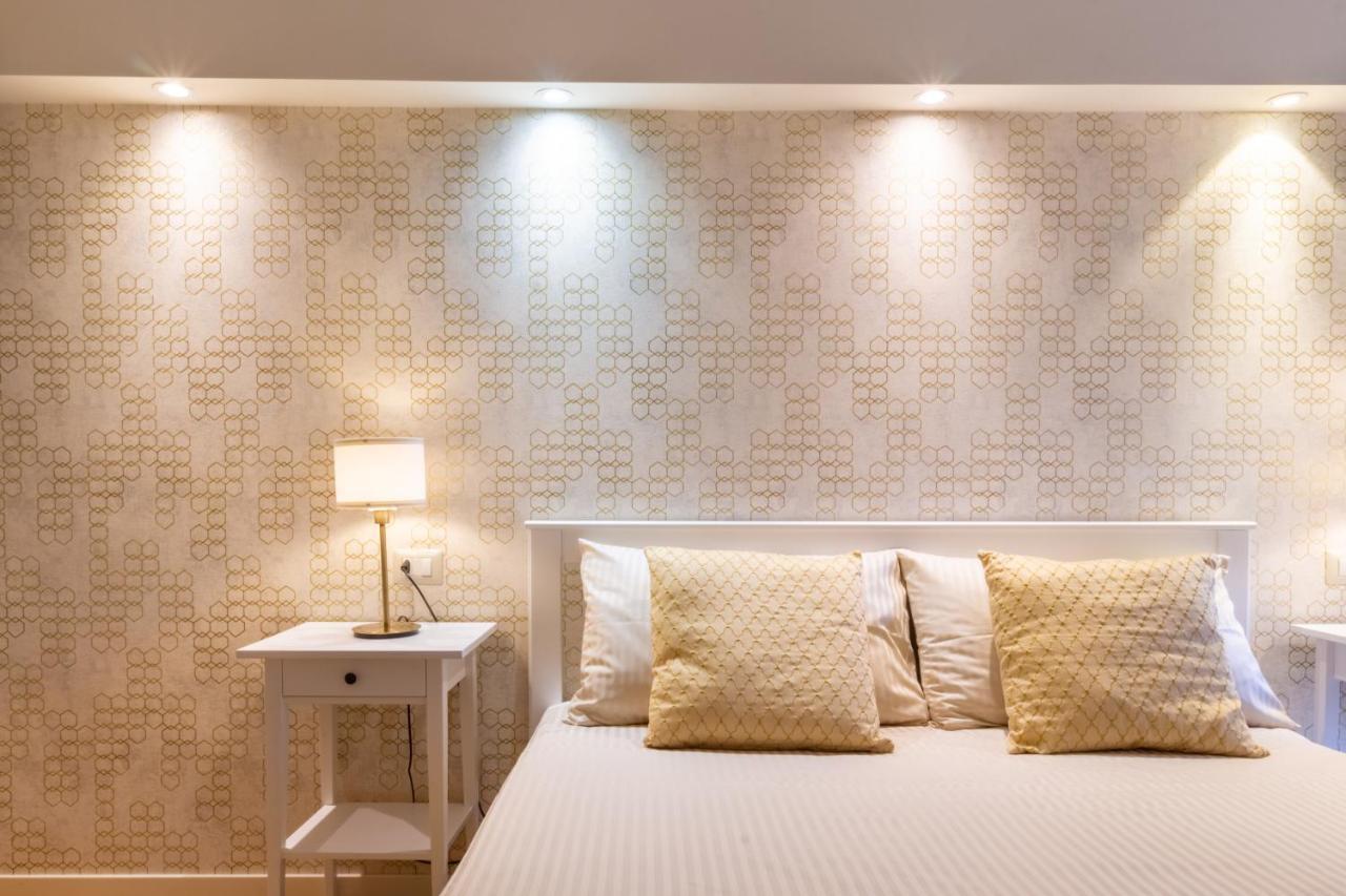 Studio Apartments Boutique Al Bastione Di كالياري المظهر الخارجي الصورة