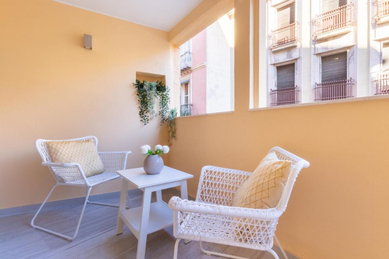 Studio Apartments Boutique Al Bastione Di كالياري المظهر الخارجي الصورة