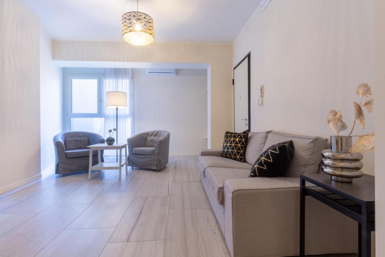 Studio Apartments Boutique Al Bastione Di كالياري المظهر الخارجي الصورة