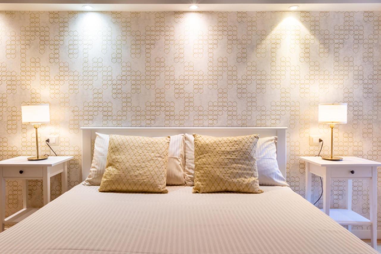 Studio Apartments Boutique Al Bastione Di كالياري المظهر الخارجي الصورة